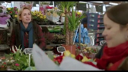 UNE SAISON EN FRANCE Bande Annonce (2018) Sandrine Bonnaire, Film Français