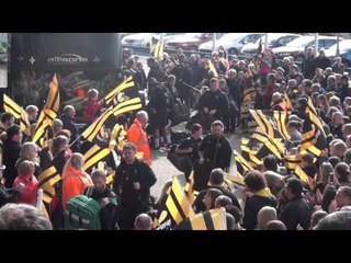 Wasps fans play their part as they welcome the squad to the Ricoh Arena