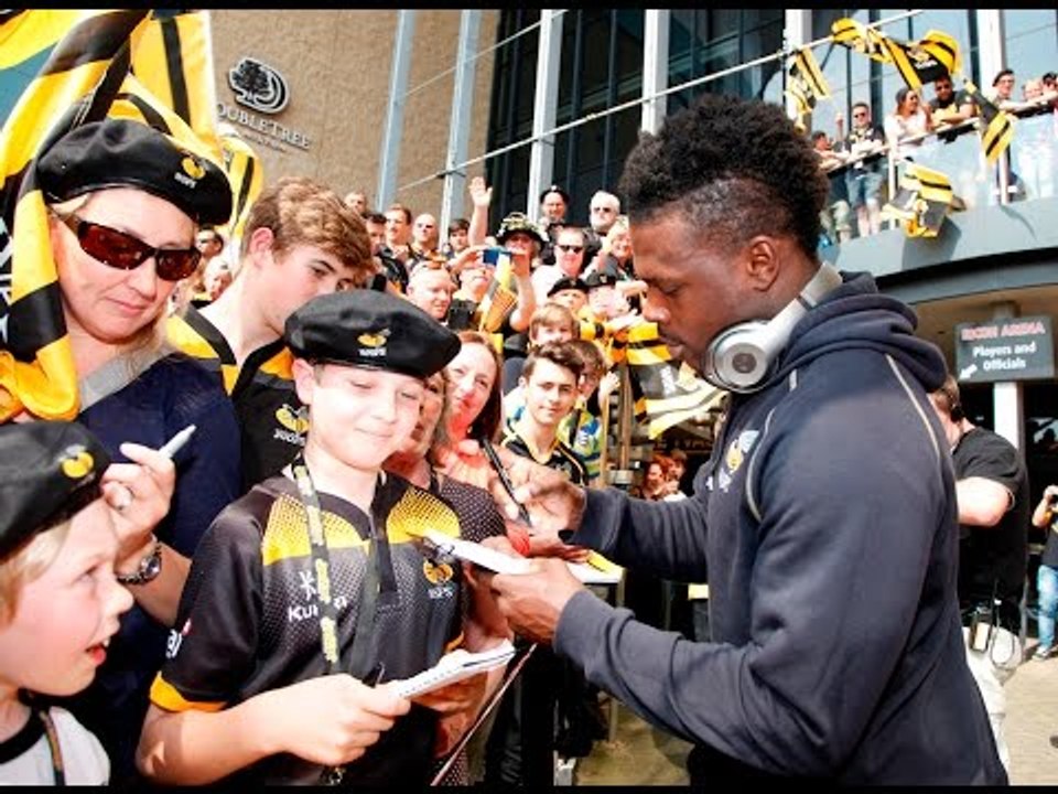 Wasps team arrival v London Irish