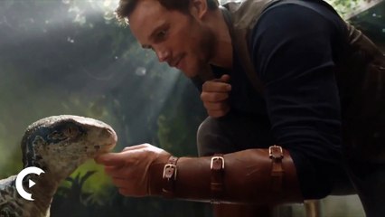 JURASSIC WORLD 2 : FALLEN KINGDOM | Première image  (2018)