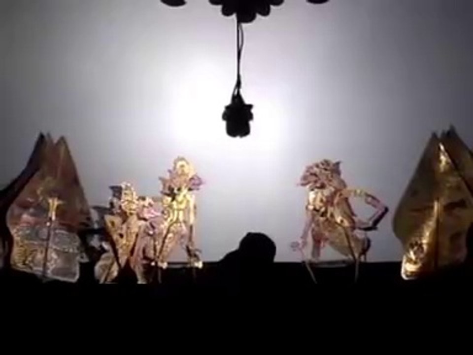 Wayang Kulit Dalang Ki Anom Suroto Part 3 of 6
