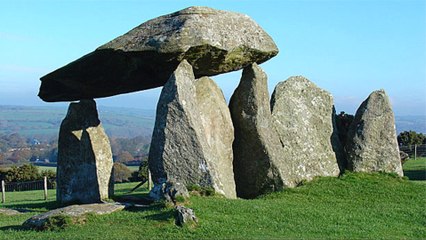 Unbelievable Find Called The Lake Michigan Stonehenge