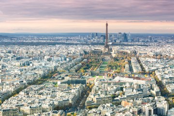 Ne vous amusez pas à photoshoper le paysage parisien...