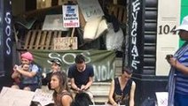 Manus Protesters Spray-Paint and Barricade Liberal Party Headquarters in Melbourne