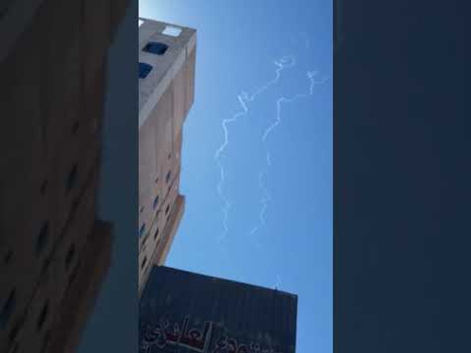 Houthi Forces Fire Ground-to-Air Missiles Near Sanaa