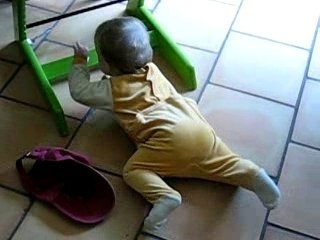 8 aout 2007 Il rampe