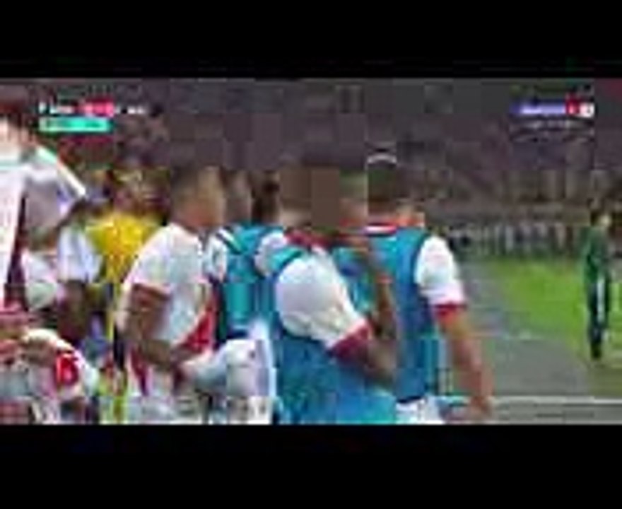 CUEVA CHORA NO FIM NO JOGO - PERU VAI A COPA APOS VENCER A NOVA ZELANDIA