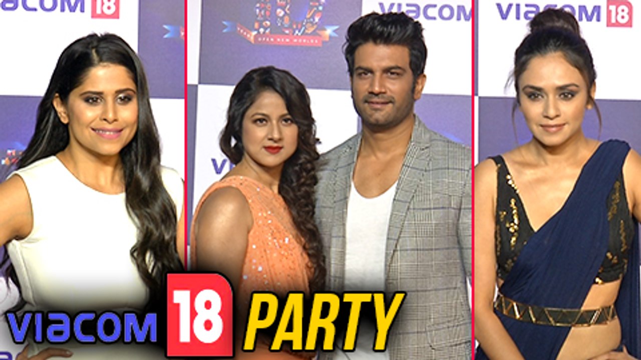 Sai Tamhankar, Amruta Khanvilkar At Viacom18 10th Year Party | Marathi Actress
