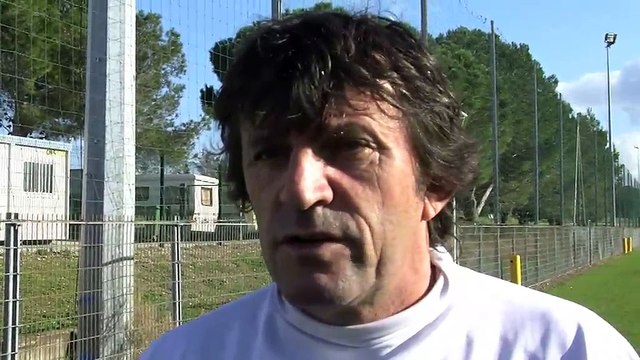 L'entraîneur du FC Istres José Pasqualetti