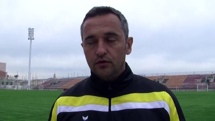 L'entraîneur du FC Martigues Jean-Luc Vannuchi avant le déplacement au Pontet