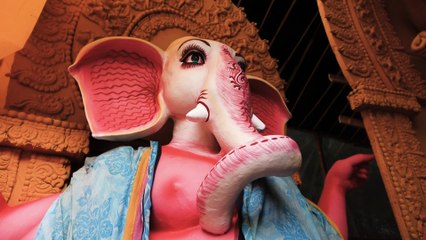 Meet the Craftsman Behind the Art of Idol Making