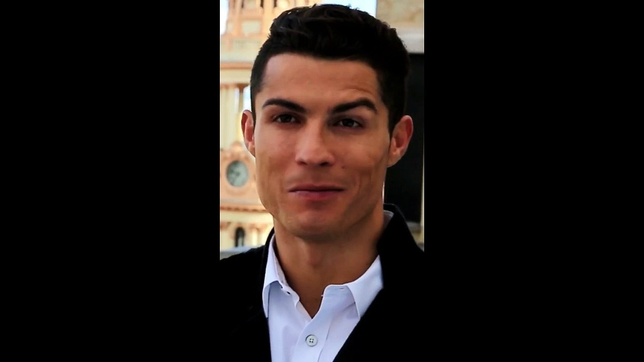Ronaldo's new headset