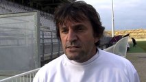 L'entraîneur du FC Istres José Pasqualetti et le défenseur desViolets Fouad Chafik
