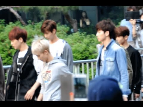 150522 ROMEO arriving at Music Bank @KpopMap