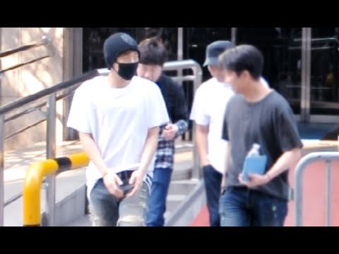 150529 INFINITE SungGyu leaving after Music Bank recording @kpopMap