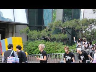 150522 Monsta X arriving at Music Bank @KpopMap