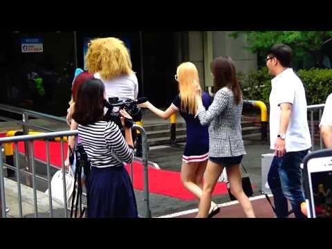 150821 SNSD arriving at Music Bank @Kpopmap