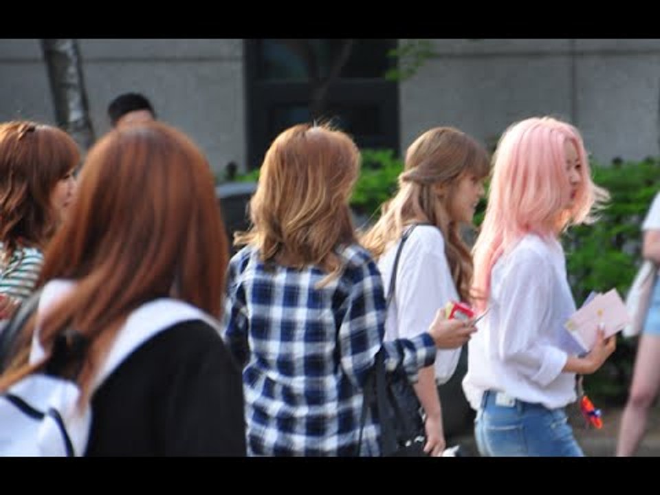 150717 APINK arriving at Music Bank @Kpopmap
