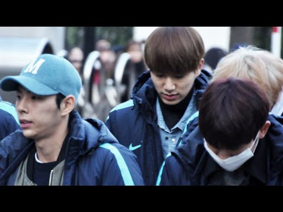 151204 HALO arriving at Music Bank @Kpopmap