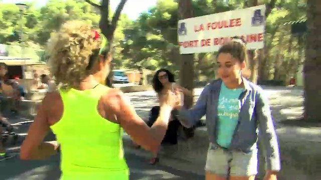 Zahra Hériche au micro d'Ulrich Téchené