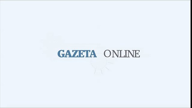 Consumidores lotam lojam em busca de descontos