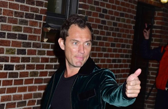 Jude Law 'in talks for male lead in Captain Marvel'