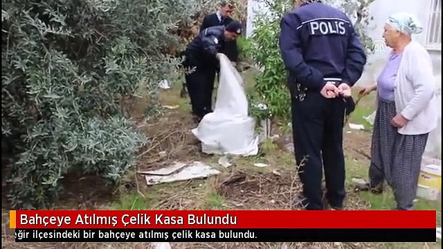 Bahçeye Atılmış Çelik Kasa Bulundu