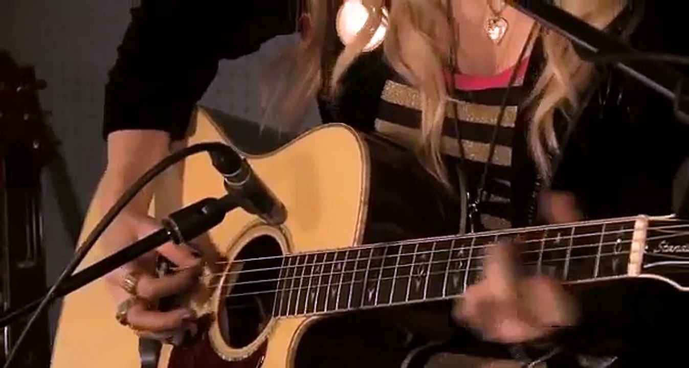 Orianthi Give In To Me / Michael  Jackson Cover