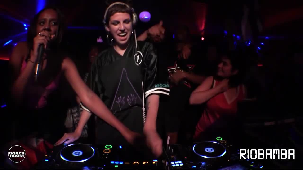 Boiler Room x APOCALIPSIS: Tra Intergaláctico