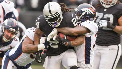 Marshawn Lynch gets hyped after dragging pile for a big gain