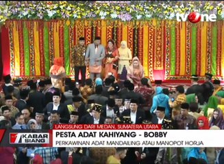 Bobby-Kahiyang  ke Pelaminan Diiringi Manortor