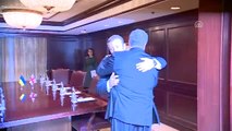 Gürcistan Başbakanı Kvirikaşvili, Ukrayna Devlet Başkanı Poroşenko ile Görüştü