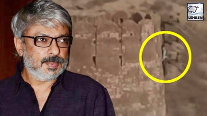 Body Found HANGING At Jaipur Fort For Following Padmavati Controversy!