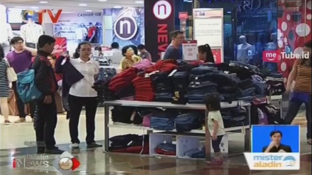 Matahari Tenggelam di Taman Anggrek