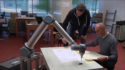 هذا الصباح- أستاذ جامعي إيطالي يخترع روبوتا فنانا