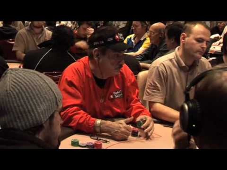 Humberto Brenes HumbertoB -  EPT5 Londres  Día 1b  Entrevista con Humberto Brenes  PokerStars.com
