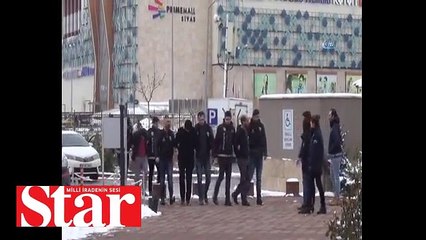 Uyuşturucu ticareti yapan zanlılar kaçarken yakalandı