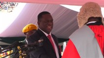 Emmerson Mnangagwa sworn in as Zimbabwe president