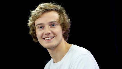 Mat Hood : «Il faut savoir se remettre en question quand on a fait Nouvelle Star»