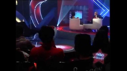 الفنانة لقاء الخميس تقلد ضحكة الكابتن محمد عبدالمنصف جوزها وتضحك الجمهور عليه