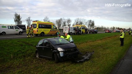 Lange file op A28 na botsing tussen twee voertuigen