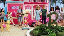 O PASSEIO DAS MENINAS | Barbie LIVE! in the Dreamhouse | Barbie