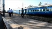 Trem descarrila e provoca mortes na Índia