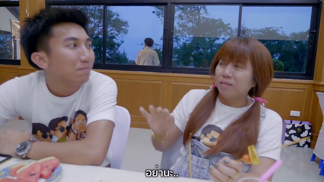 แม่โชว์กินอย่างไรให้เซ็กซี่..[Parkmalody funny]-jXX5mB_WQUk.CUT.02'19-02'55