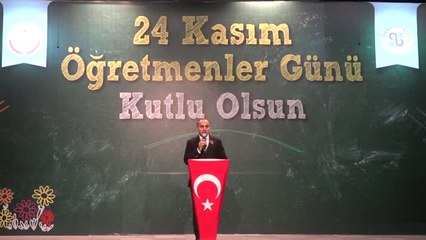 Arnavutköy Belediyesi Öğretmenlere Yemekli Bir Program Düzenledi