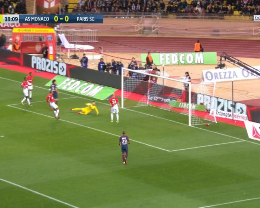 Cavani opens the scoring for PSG