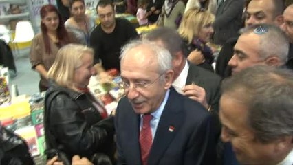 CHP Genel Başkanı Kılıçdaroğlu, Konyaaltı Kitap Fuarı'nı Gezdi