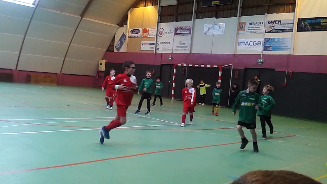 U8-u9 salle port