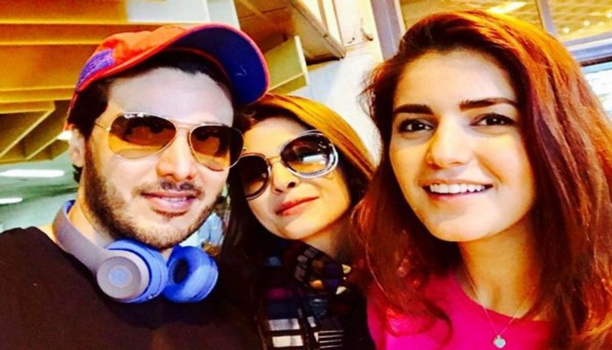 Ahsan Khan, Ayesha Omer and Momina Mustehsan spotted at airport