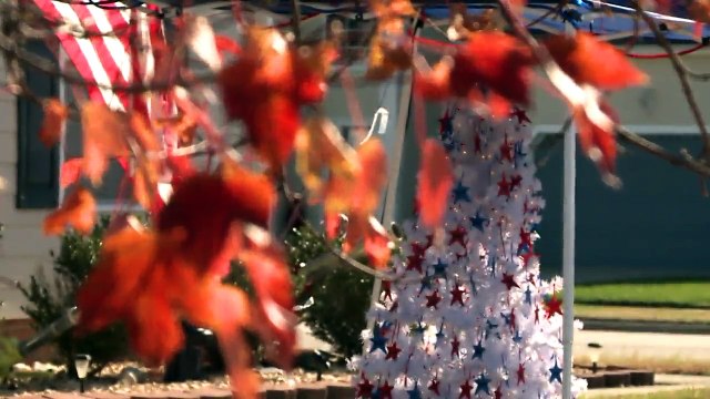 Family Uses Holiday Decorations to Honor Fallen Heroes